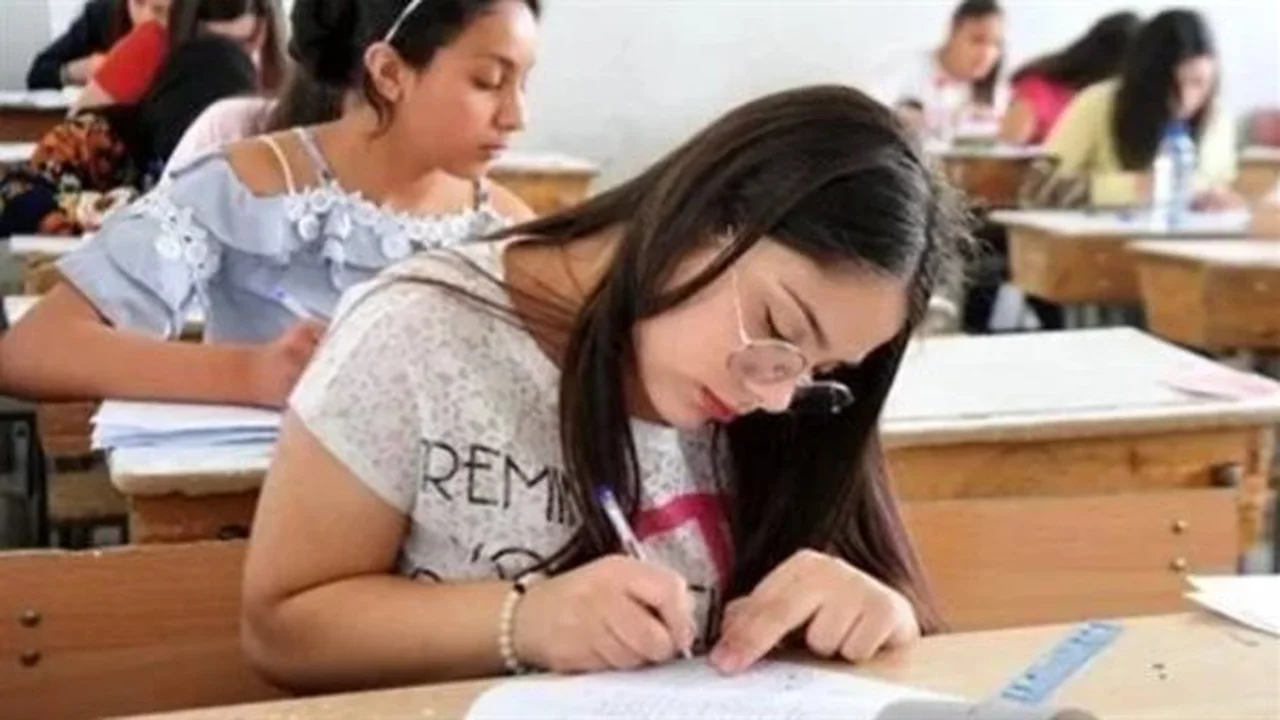 أسئلة الثانوية العامة 2026.. تطمينات للطلاب المتوسطين